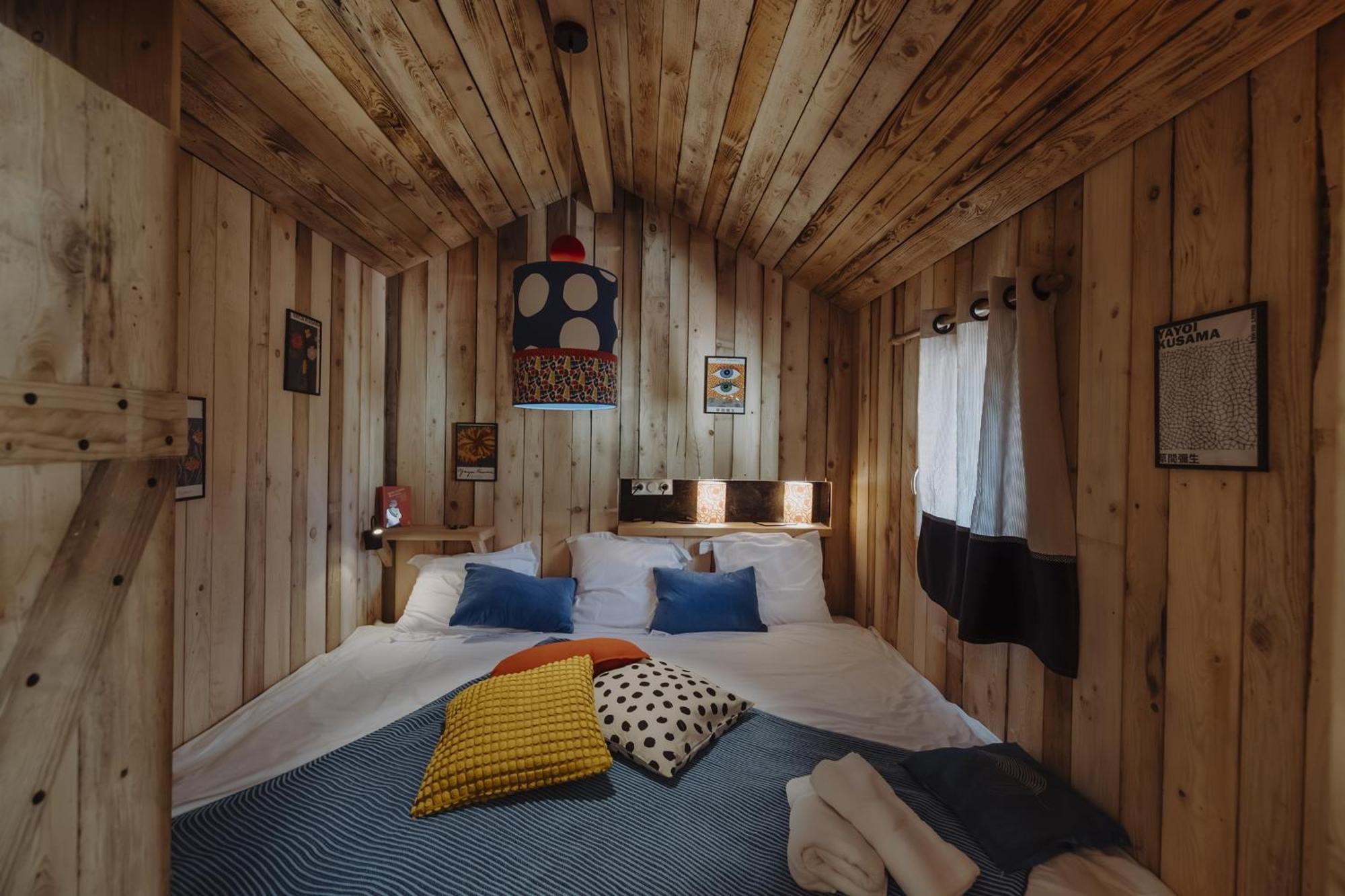Les Cabanes Du Dauphine Et Logis A La Ferme Gap Room photo